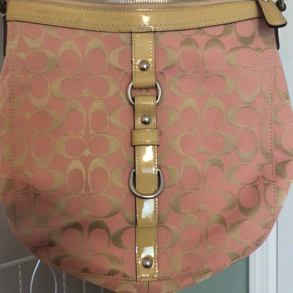 Coach Bag!  Super pretty for Spring! - Picture 2 of 8